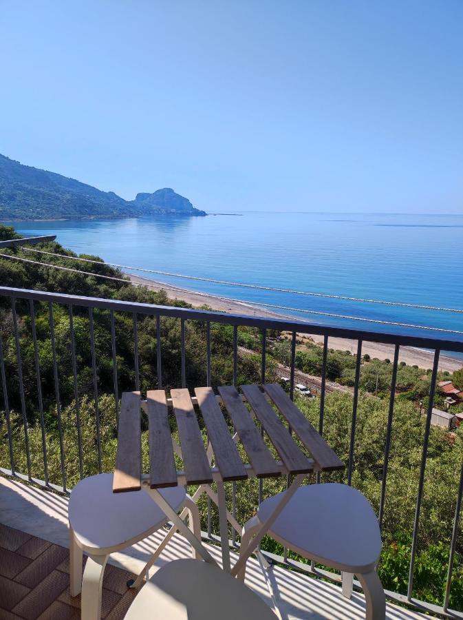 Sea Sound House Villa Sant'Ambrogio  Eksteriør bilde
